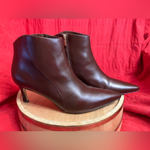EUC Naturalizer Women's Capuccino 27 Edit Felix Ankle Bootie Pointed Toe SZ 12M